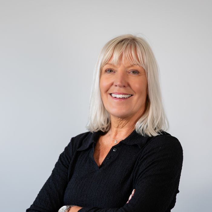 Elaine Preston - Sales Negotiator