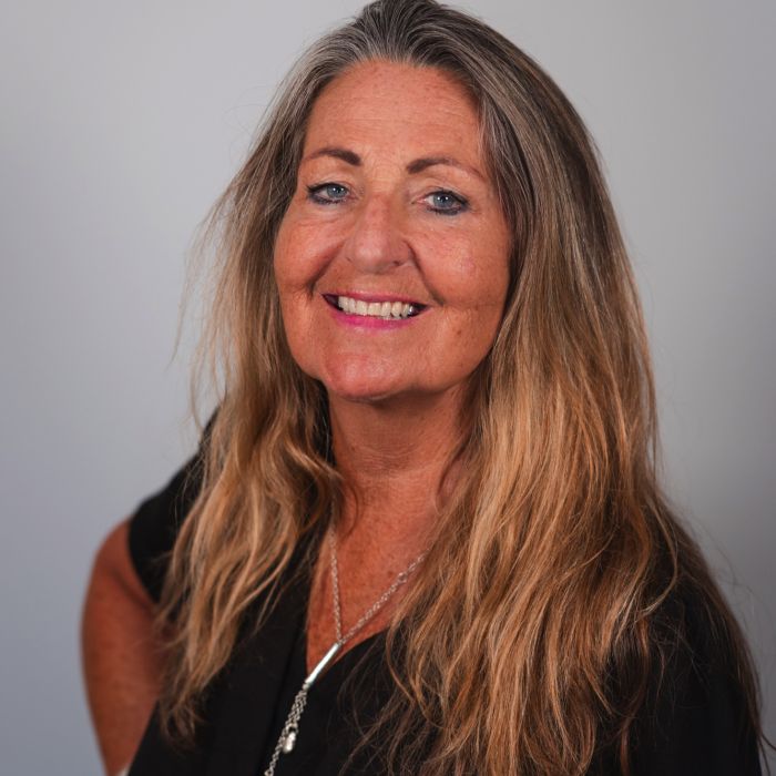 Diana Marsh - Sales Negotiator