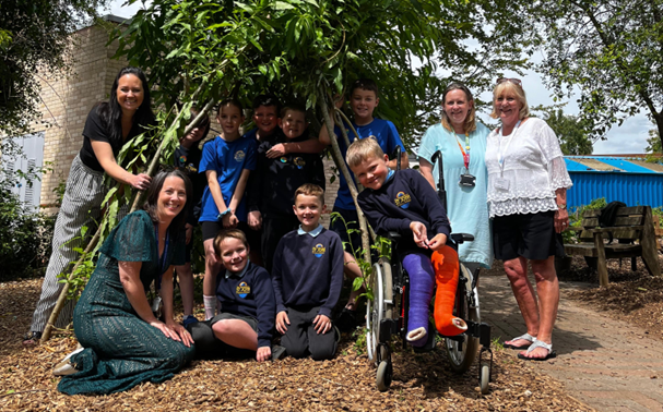 Peasedown St John Primary School receives donation from Curo